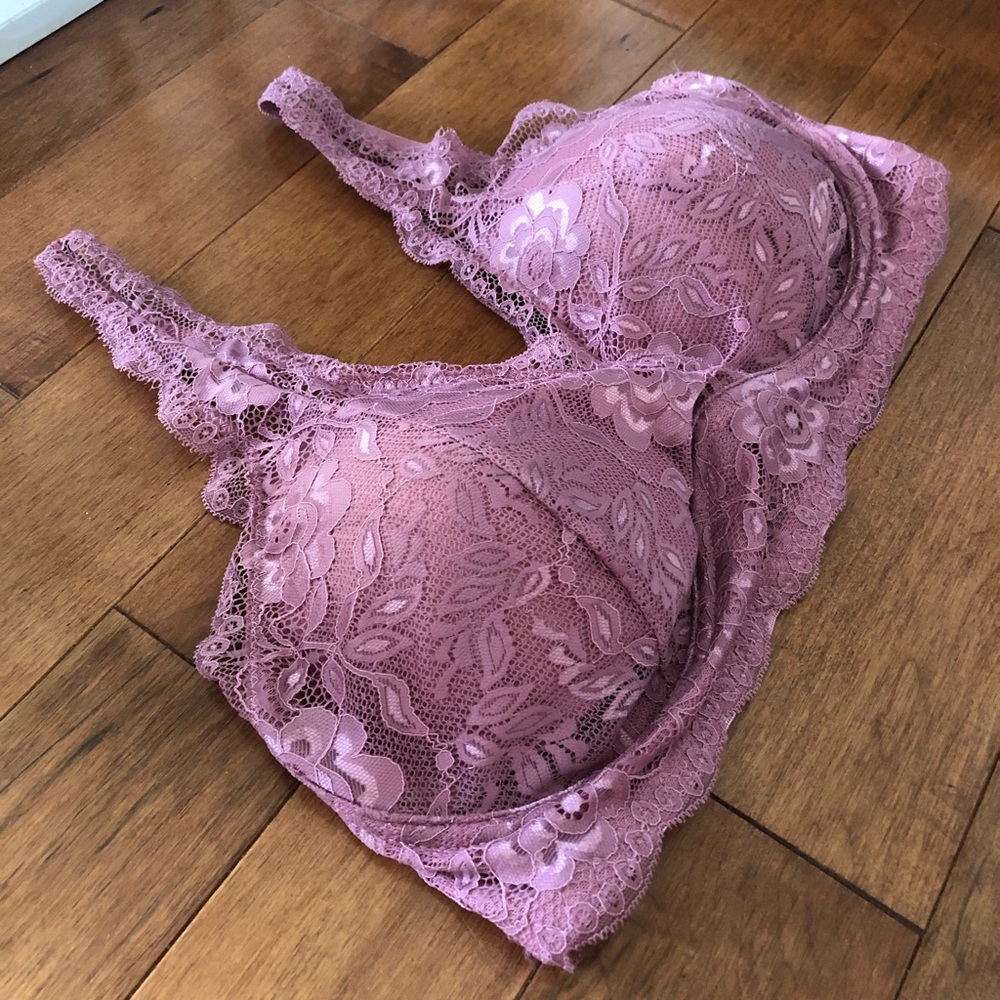 ❗️NWOT❗️Gorgeous Lace Bralette
